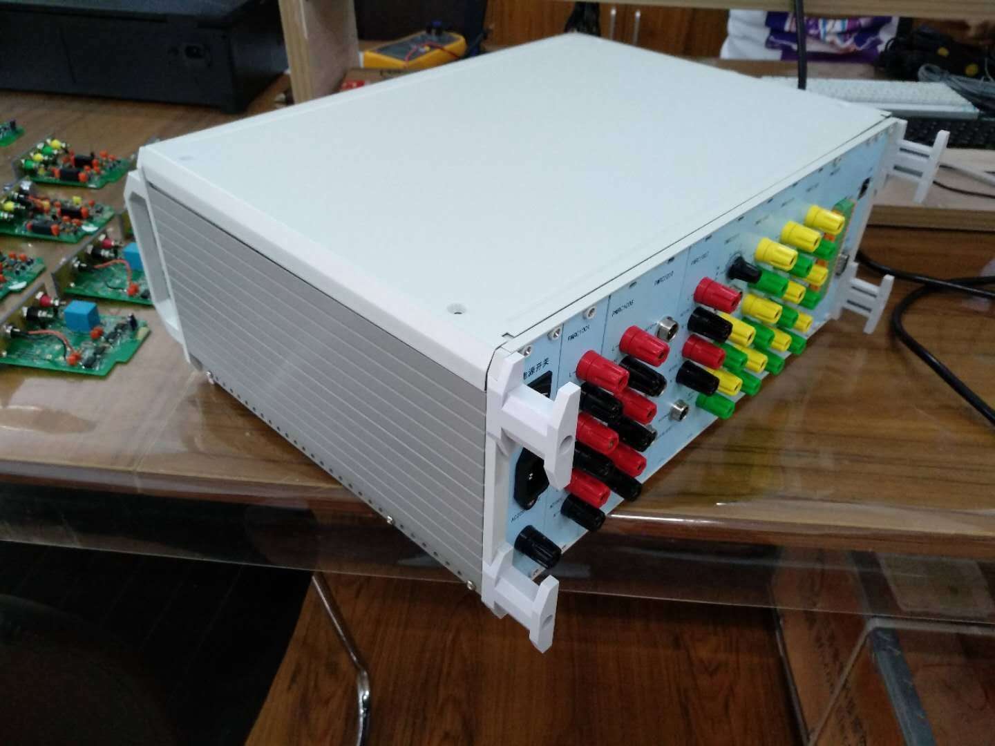 直流電機(jī)綜合試驗(yàn)臺生產(chǎn)